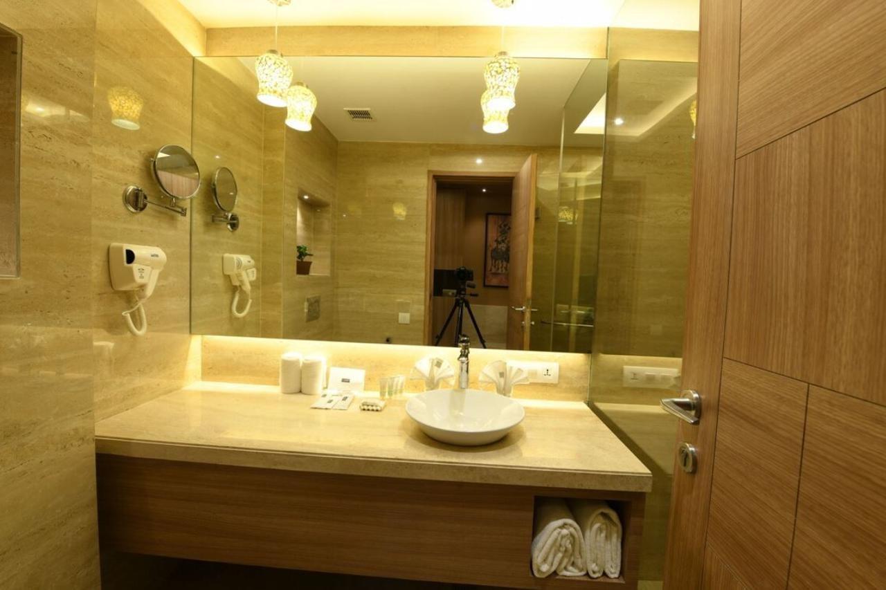 Surestay Plus By Best Western Amritsar Exterior photo