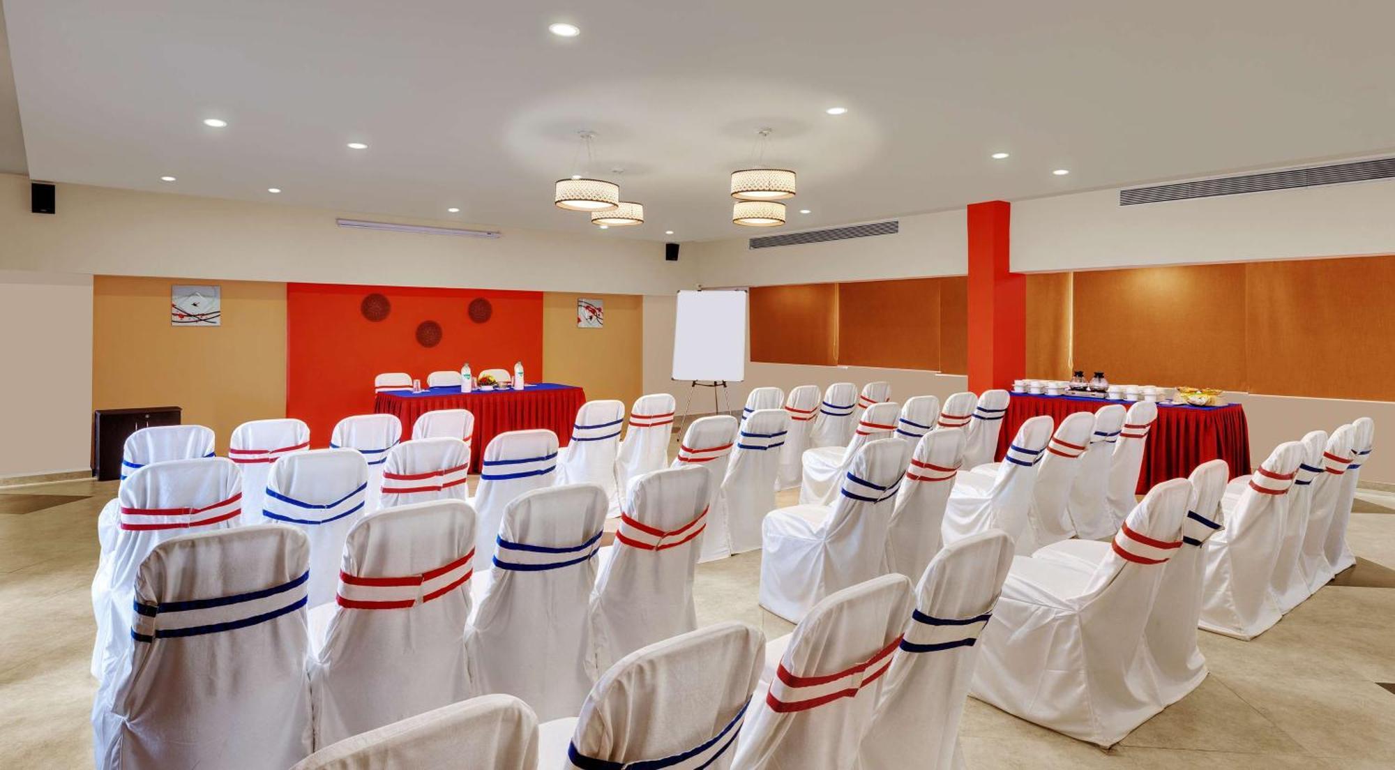 Surestay Plus By Best Western Amritsar Exterior photo