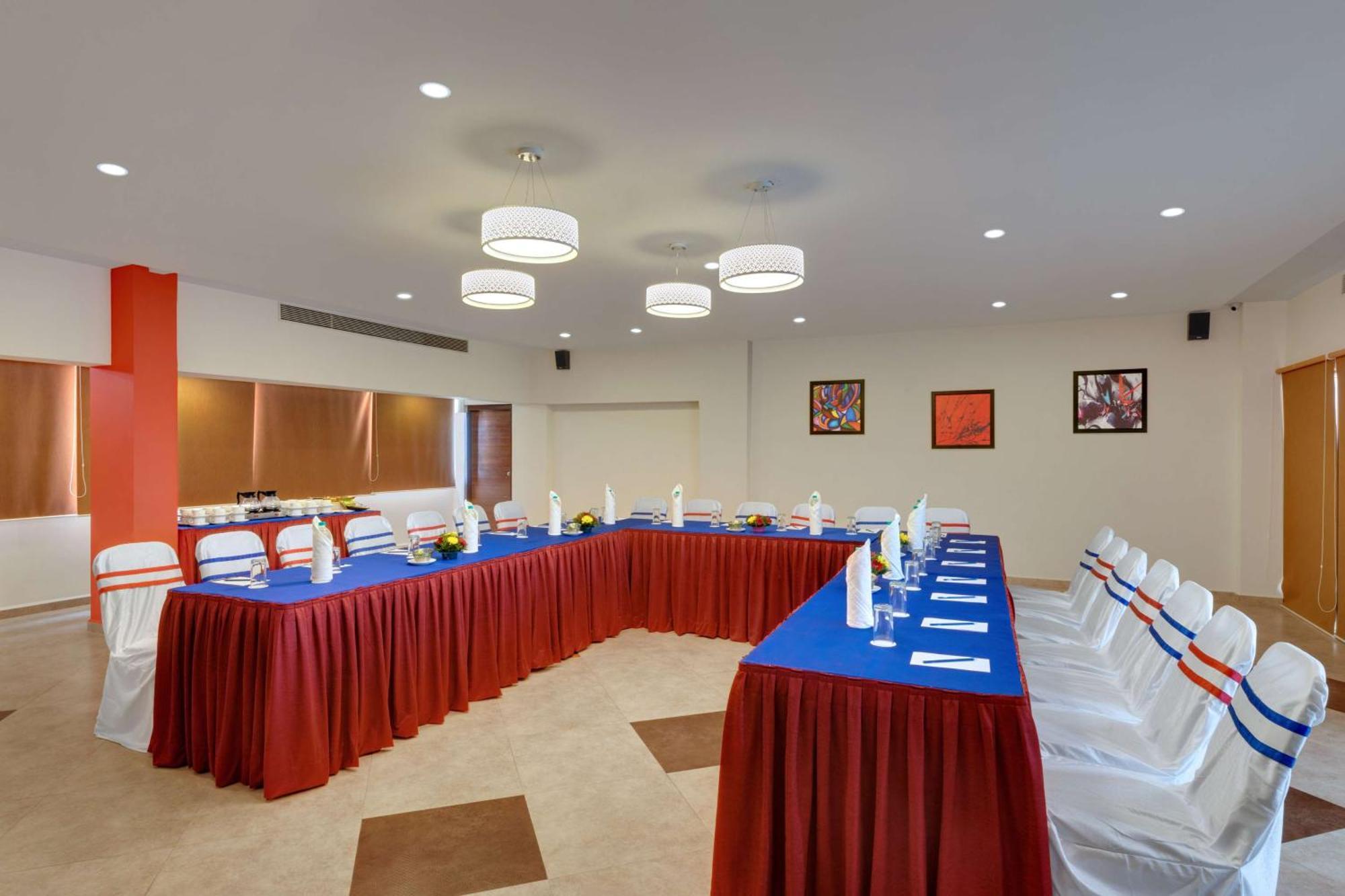 Surestay Plus By Best Western Amritsar Exterior photo