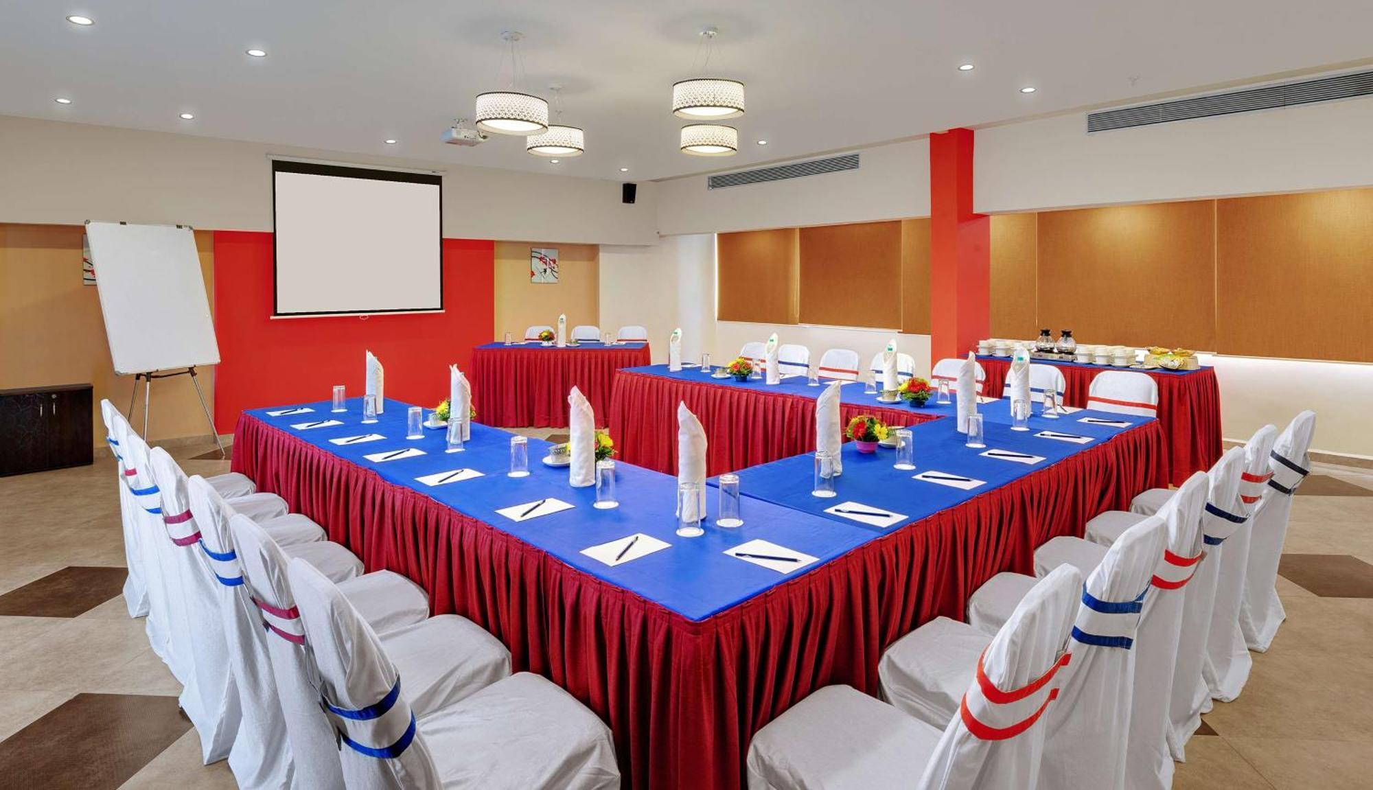 Surestay Plus By Best Western Amritsar Exterior photo