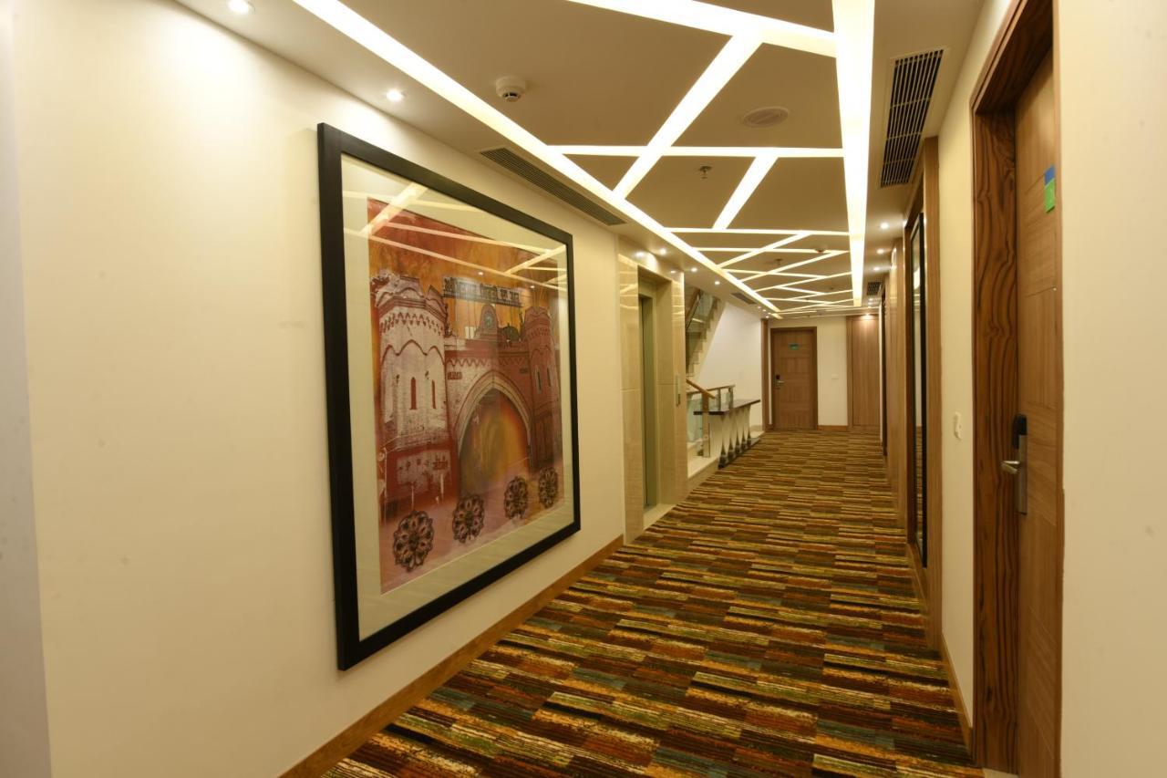 Surestay Plus By Best Western Amritsar Exterior photo