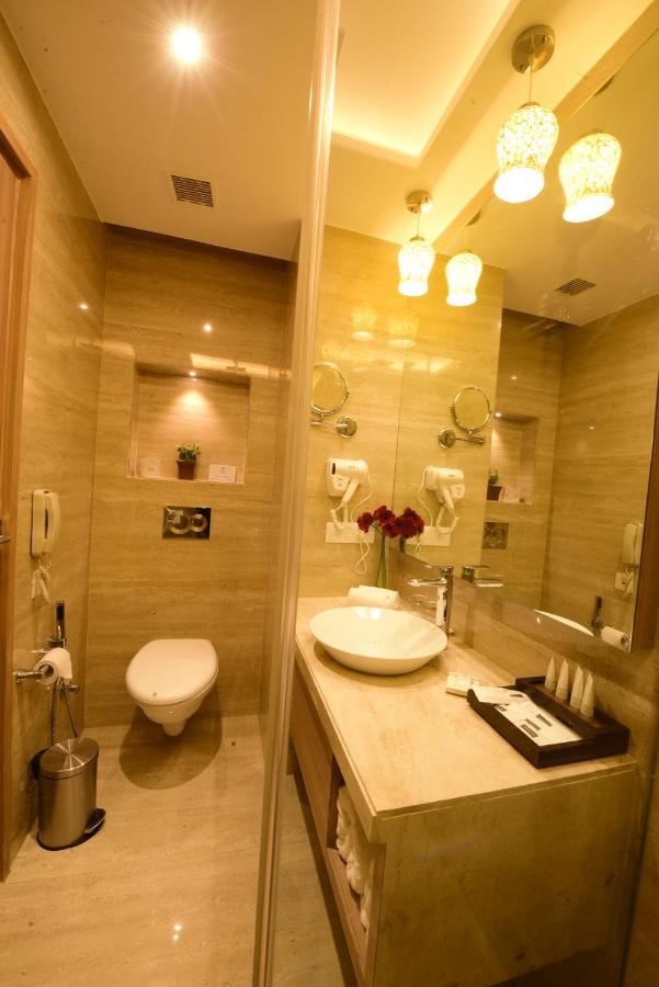 Surestay Plus By Best Western Amritsar Exterior photo