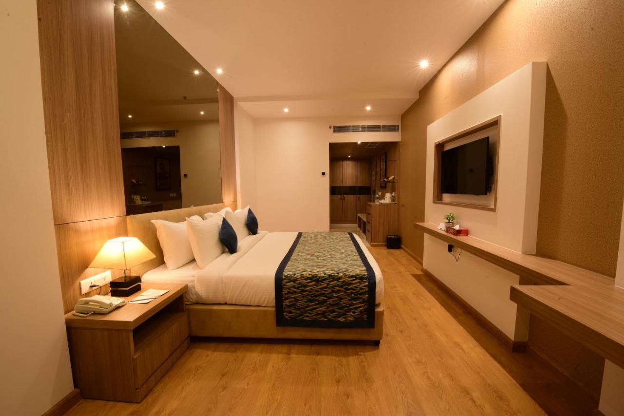 Surestay Plus By Best Western Amritsar Exterior photo